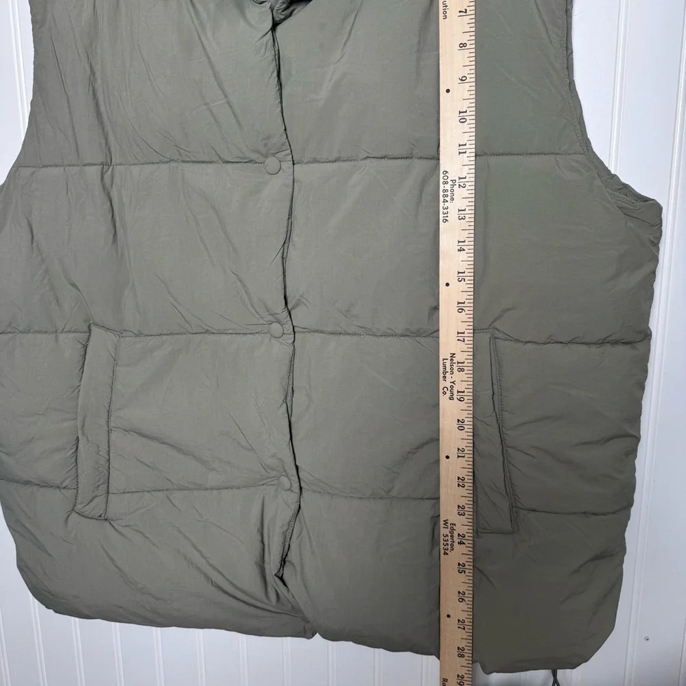 Cotton On Button Up Mother Puffer Sage Green Vest Jacket Women’s Size L/XL - Picture 12 of 12